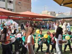 "بداية تيم" تشارك احتفالات الطلاب في أول يوم دراسي