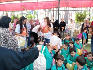 "بداية تيم" تشارك احتفالات الطلاب في أول يوم دراسي