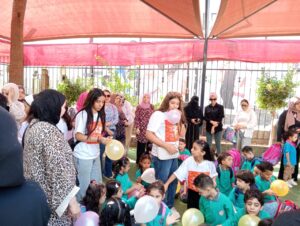 "بداية تيم" تشارك احتفالات الطلاب في أول يوم دراسي