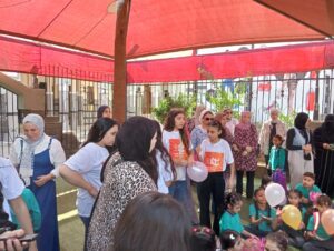 "بداية تيم" تشارك احتفالات الطلاب في أول يوم دراسي