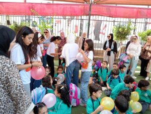 "بداية تيم" تشارك احتفالات الطلاب في أول يوم دراسي