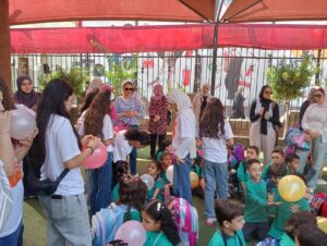 "بداية تيم" تشارك احتفالات الطلاب في أول يوم دراسي