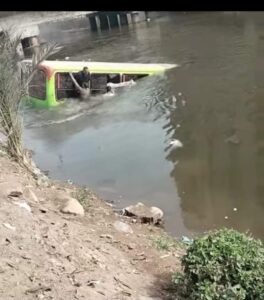 انقلاب أنوبيس ركاب في ترعة الشرقاوية بشبرا الخيمة