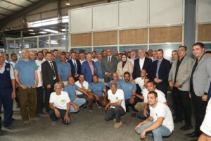 محافظ القليوبية في زيارة لمجموعة كريازي بالعبور التوسع في توطين الصناعة المحلية وتقليل الفجوة الاستيرادية  