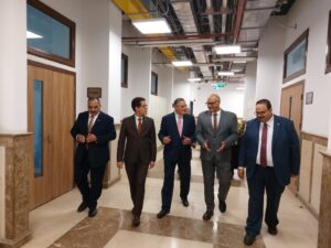 محافظ القليوبية ورئيس مجلس الأمناء يتفقدان منشآت جامعة بنها الأهلية 