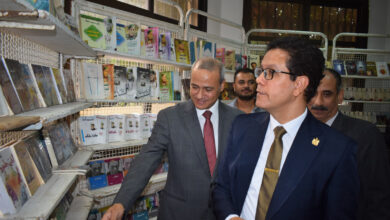 رئيس جامعة بنها يفتتح معرض دار المعارض للكتاب - صور رئيس جامعة بنها يفتتح معرض دار المعارض للكتاب - صور