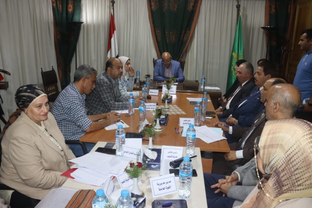 محافظ القليوبية يعقد اللقاء الجماهيري الأسبوعي بالقناطر الخيرية