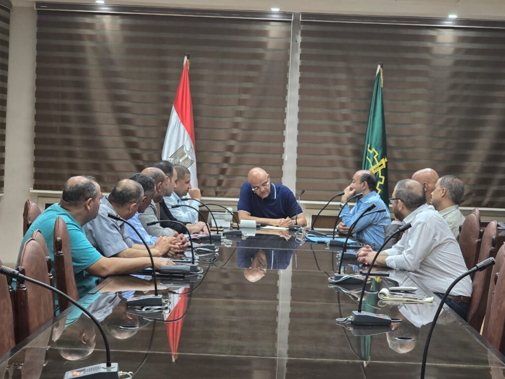بعد تحريك اسعار الوقود.. تعريفة الركوب الجديدة بمواقف القليوبية.. المحافظة تشن حملات للرقابة