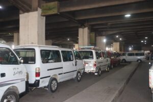 محافظ القليوبية يتابع التزام السائقين بـ التسعيرة الجديدة