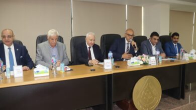 إنشاء مكتب تنفيذي بمدينة العبور يتابع مشكلات السكان إنشاء مكتب تنفيذي بمدينة العبور يتابع مشكلات السكان