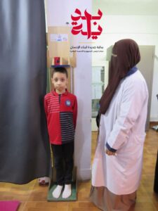 كشف طبي وتدريب على كرة القدم .. شبان بنها تواصل أنشطتها ضمن مبادرة "بداية"