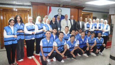 محافظ القليوبية يلتقي مجموعة من شباب مبادرة "شباب يدير شباب YLY" للاستفادة من آرائهم