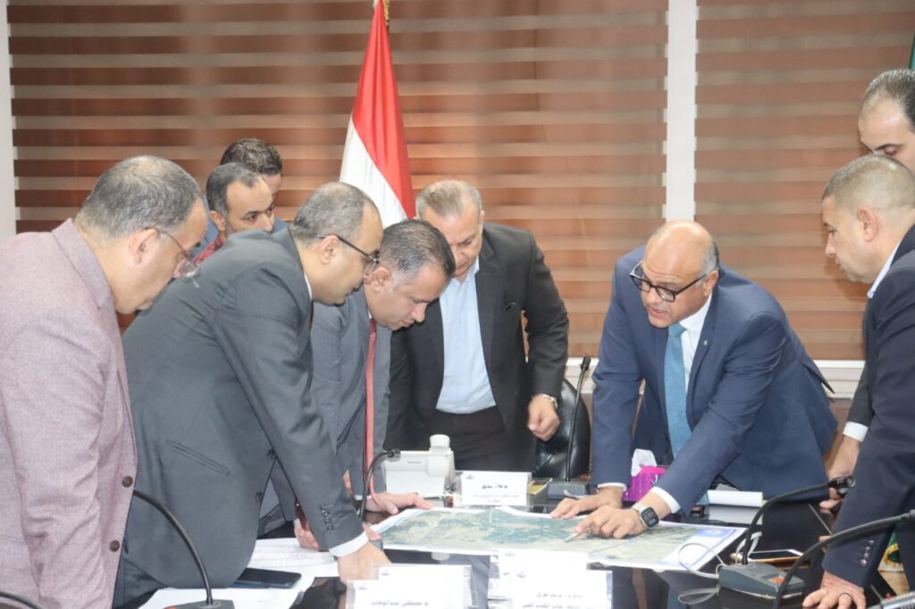 محافظ القليوبية يبحث استثمار أصول الدولة وتعظيم الاستفادة منها محافظ القليوبية يبحث استثمار أصول الدولة وتعظيم الاستفادة منها