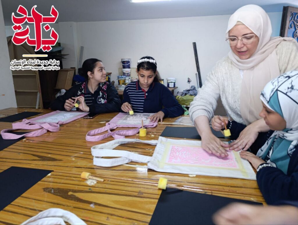طباعة علي القماش..ورشة عمل من مبادرة "انت قدها" بهيئة الشبان والتضامن بالقليوبية