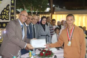 محافظ القليوبية يكرم أبطال السباحة والخماسي الحديث والكونغفو بنادي بنها الرياضي