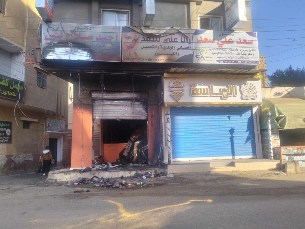 السيطرة على حريق داخل مطعم شهير بمدينة كفر شكر