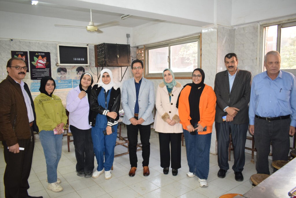 رئيس جامعة يتفقد المدن الجامعية ببنها رئيس جامعة يتفقد المدن الجامعية ببنها
