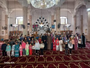 انطلاق لقاء الجمعة للأطفال بمدينة العبور (صور)