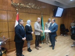 تقديرًا لجهوده .. محافظ القليوبية يكرم مصطفى عبدالحميد فرج خلال انعقاد المجلس التنفيذي