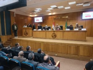 محافظ القليوبية يحذر من التلاعب في مستندات وإجراءات التصالح (صور)