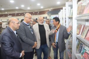 محافظ القليوبية يفتتح معرض الكتاب الأول بقصر ثقافه القناطر الخيرية (صور)