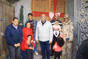 محافظ القليوبية يتفقد الكنائس لتهنئة المسيحيين باحتفالات رأس السنة الميلادية (صور)