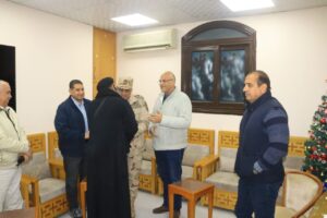 محافظ القليوبية يتفقد الكنائس لتهنئة المسيحيين باحتفالات رأس السنة الميلادية (صور)