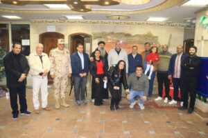 محافظ القليوبية يتفقد الكنائس لتهنئة المسيحيين باحتفالات رأس السنة الميلادية (صور)