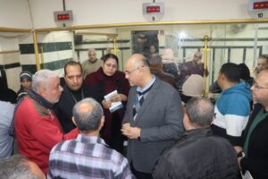 محافظ القليوبية يتفقد المركز التكنولوجي لخدمة المواطنين ببنها لتقديم التيسيرات للمواطنين