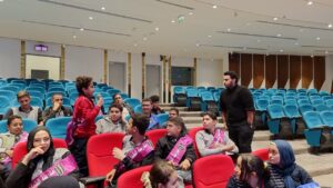 طلاب شبان بنها رواد "مدينة المعرفة"