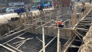 محافظ القليوبية يتابع أعمال انشاء 3 كباري مشاة بمحور الفريق العصار 