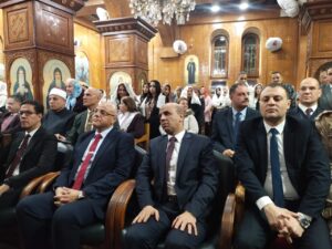 محافظ القليوبية يؤكد على الوحدة الوطنية خلال مشاركته في قداس عيد الميلاد ببنها