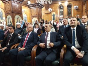 محافظ القليوبية يؤكد على الوحدة الوطنية خلال مشاركته في قداس عيد الميلاد ببنها