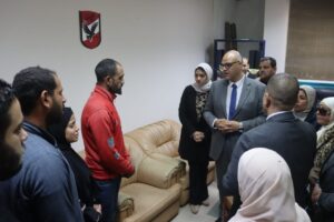 محافظ القليوبية يطمئن على مصابي حادث كسر ماسورة بخط انابيب الخانكة