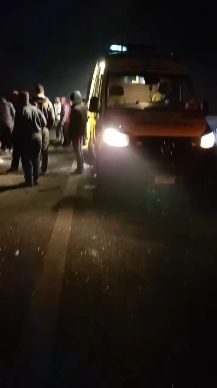بالأسماء .. مصرع وإصابة 9 أشخاص في حادث انقلاب سيارة على الطريق الحر