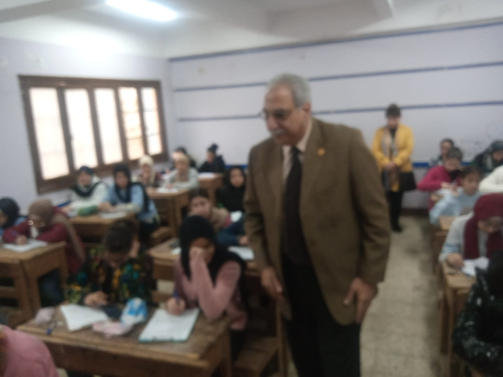 إحالة المتسببين في وضع امتحان اللغة العربية للصف الثالث الابتدائي بشبرا الخيمة للتحقيق إحالة المتسببين في وضع امتحان اللغة العربية للصف الثالث الابتدائي بشبرا الخيمة للتحقيق