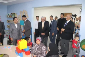 وزير التعليم العالي ومحافظ القليوبية في زيارة تفقدية لمصابي غزة بمستشفى الناس الخيري - صور