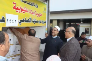 محافظ القليوبية يسلم لحوم صحوك الأضاحي والإطعام لتوزيعها على الأسر الأولى بالرعاية