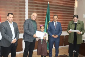 محافظ القليوبية يكرم طلائع مركز شباب منطى لفوزهم بالمركز الأول في مهرجان الكشافة على مستوى الجمهورية