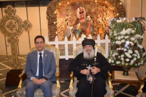 رئيس جامعة بنها يقدم التهنئة لمطران بنها وقويسنا وشبرا الخيمة بمناسبة عيد الميلاد المجيد