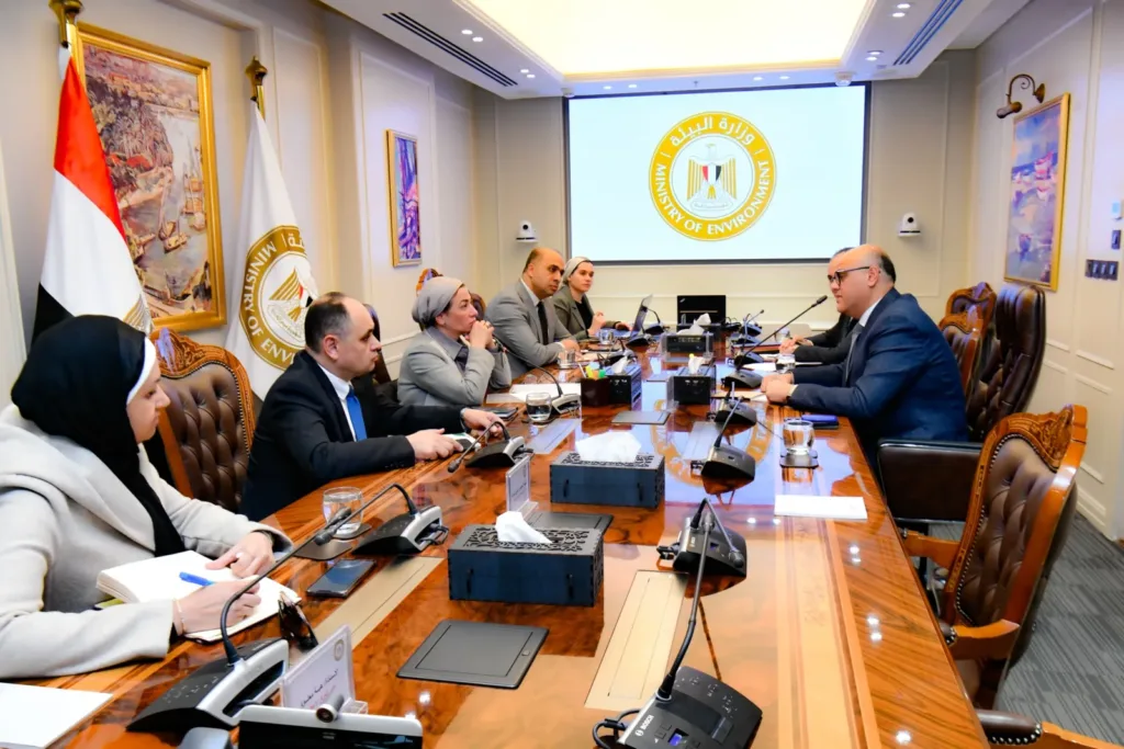 محافظ القليوبية: الجمع السكنى من المنازل الحل الأمثل للقضاء على ظاهرة النباشين محافظ القليوبية: الجمع السكنى من المنازل الحل الأمثل للقضاء على ظاهرة النباشين
