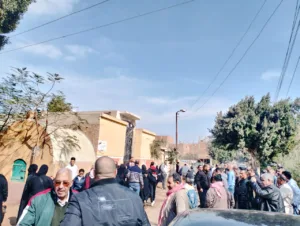 تشييع جثمان "رمضان" شقيق الفنان شعبان عبد الرحيم بقرية ميت حلفا بقليوب (صور)
