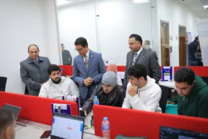 رئيس جامعة بنها يفتتح فعاليات هاكاثون التعليم الذكي (صور)