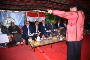محافظو الجيزة والقاهرة ومطروح والقليوبية يفتتحون معرض منتجات تراثية