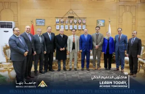 رئيس جامعة بنها يشهد ختام فعاليات هاكاثون التعليم الذكي ويكرم الفرق الفائزة - صور