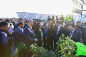وزيرتا البيئة والتنمية المحلية يضعان حجر الأساس للمحطة الوسيطة بالمرصفة ببنها