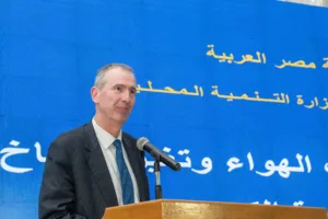 وزيرتا البيئة والتنمية المحلية يضعان حجر الأساس للمحطة الوسيطة بالمرصفة ببنها