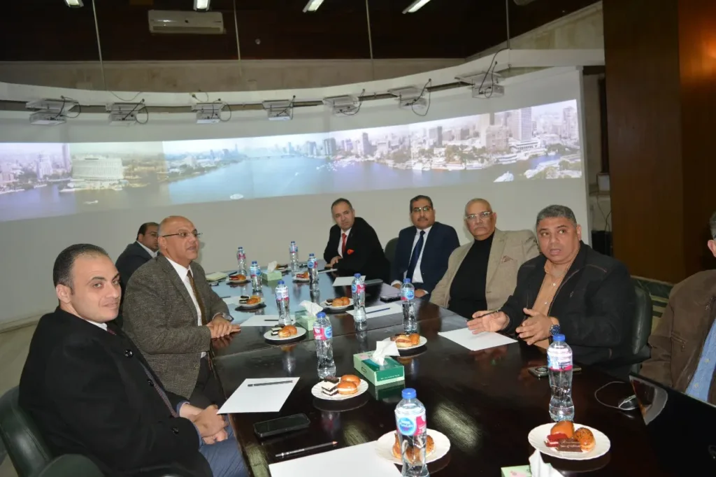 محافظ القليوبيه يناقش مشروع تطوير كورنيش القناطر الخيريه مع التنسيق الحضاري محافظ القليوبيه يناقش مشروع تطوير كورنيش القناطر الخيريه مع التنسيق الحضاري