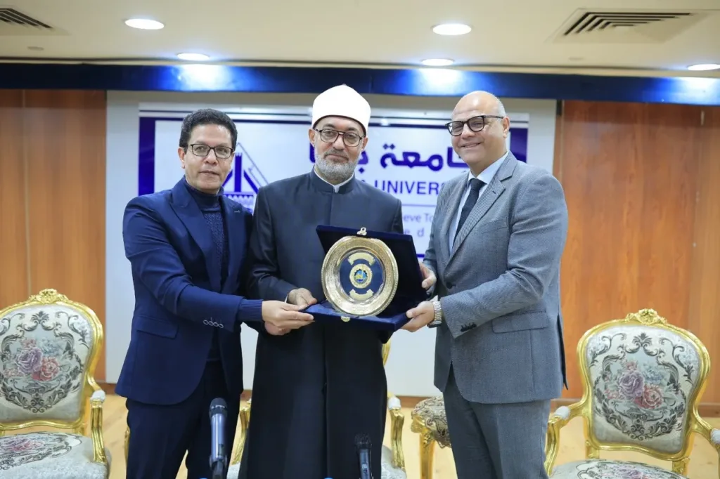 مفتي الديار المصرية يشارك في ندوة جامعة بنها "الأسرة فى عصر التحديات"