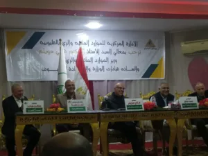 «ماليش فيه .. المشكلة تتحل فوري» .. وزير الري يتدخل لحل مشكلة موظفة ببنها